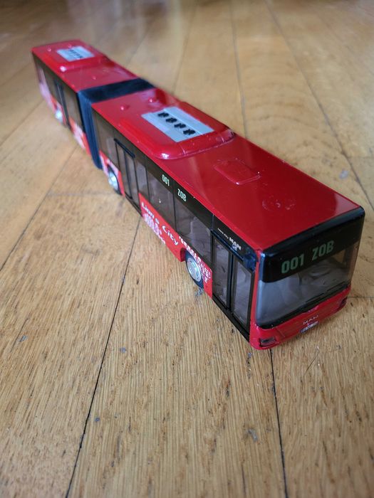 Siku 3736 Autobus przegubowy, 45 cm długość