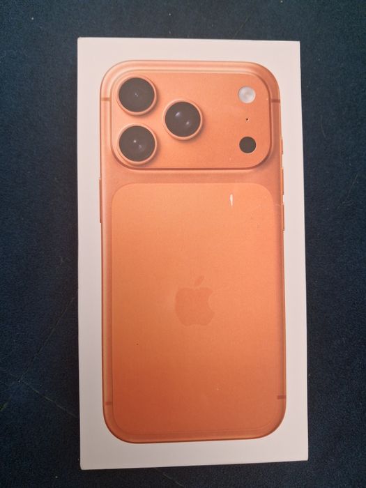 iPhone 17 Pro z USA 512 GB