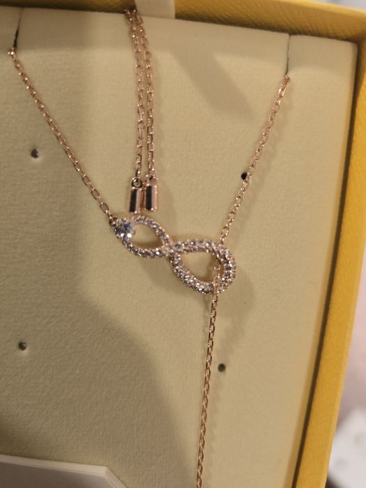 Colar swarovski por estrear