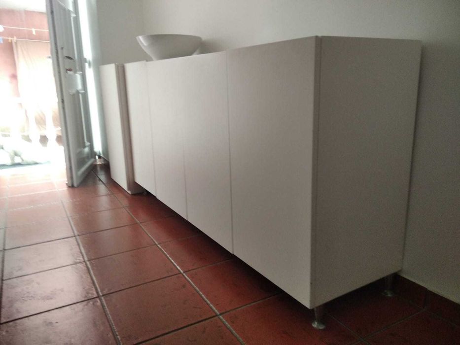 Móvel lacado branco: a união perfeita entre estilo e organização