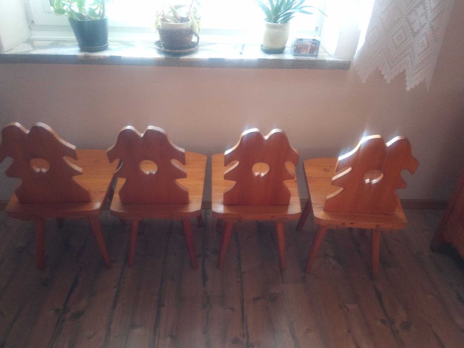 Stół i 4 krzesła Cepelia Wolbórz