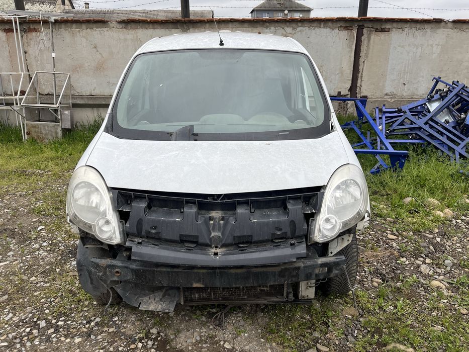 Renault Kangoo 2 і 1. 1..4бенз 1.9d шрот розборка запчастини стартер мотор