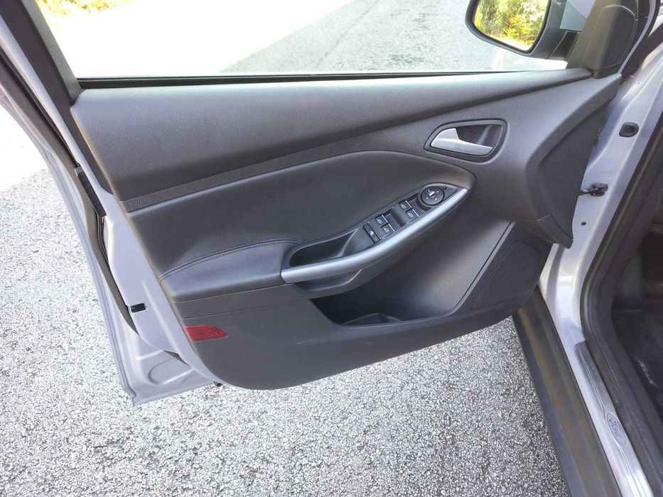 Ford Focus 1.6 TDCI 115cv Titanium - 2012 /Nacional - Impecável
