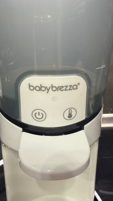 Підігрівач води для дитячої суміші Baby Brezza Instant Warmer