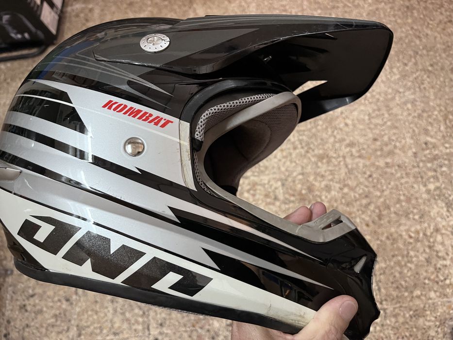 Capacete ONE de Motocross