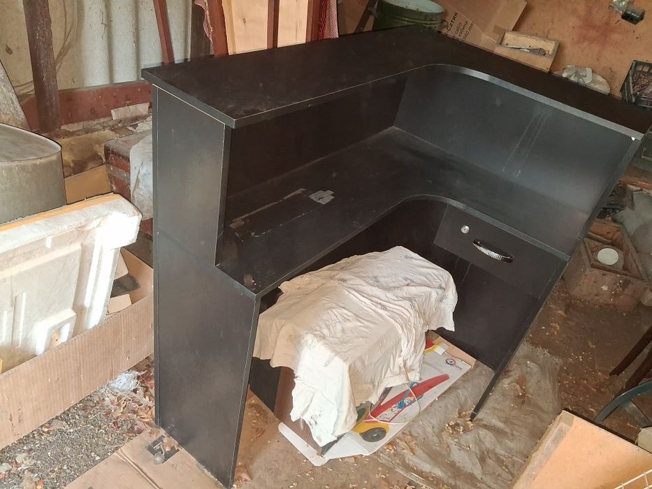 Стіл на ресепшен