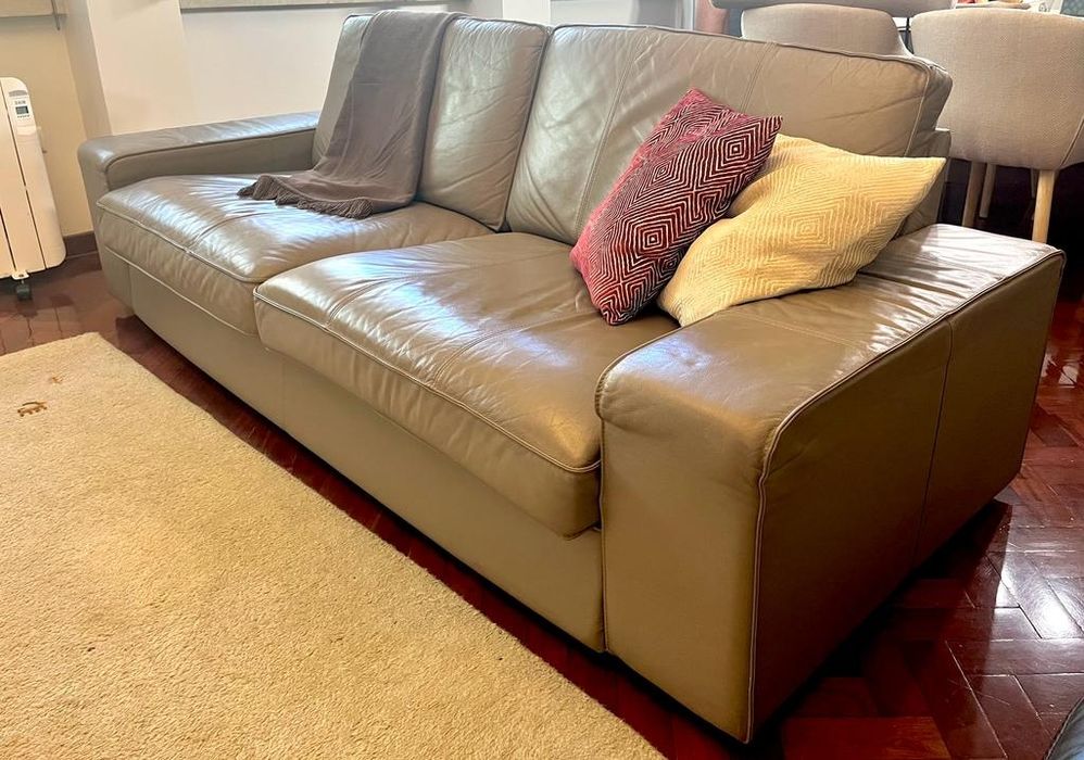 Sofá pele creme/bege