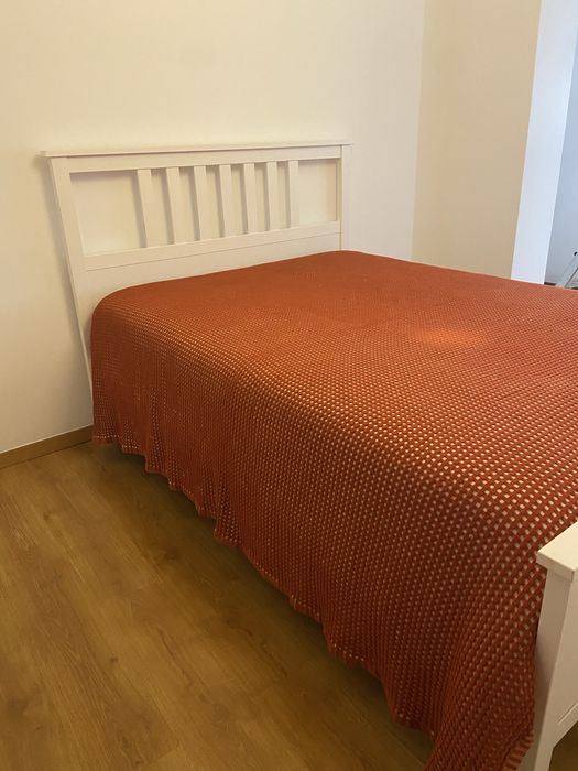 Cama Casal - vendo apenas a estrutura