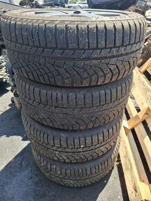 Opony zimowe 225/50/17