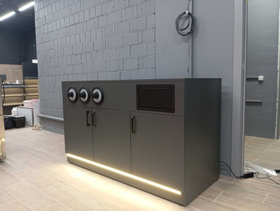 Стеллажи торговые, кассовые прилавки для магазина, холодильные витрины