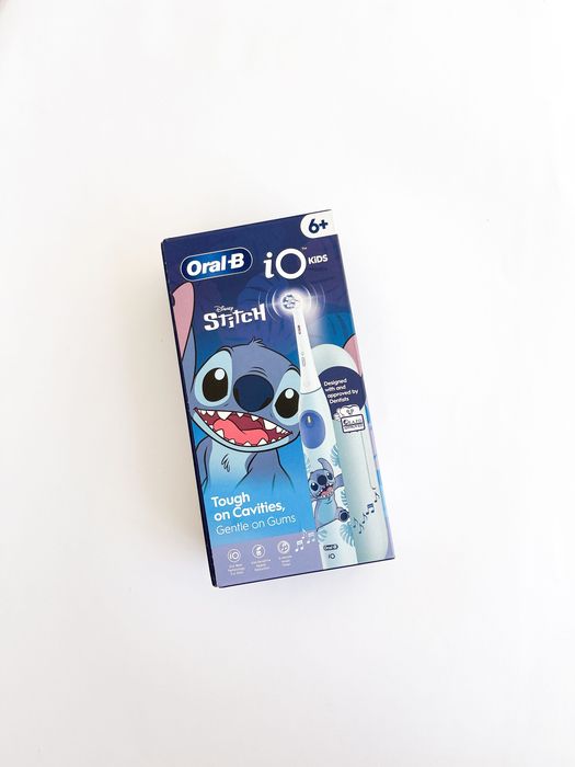Oral-B iO Kids +6 Stitch + Estojo Viagem