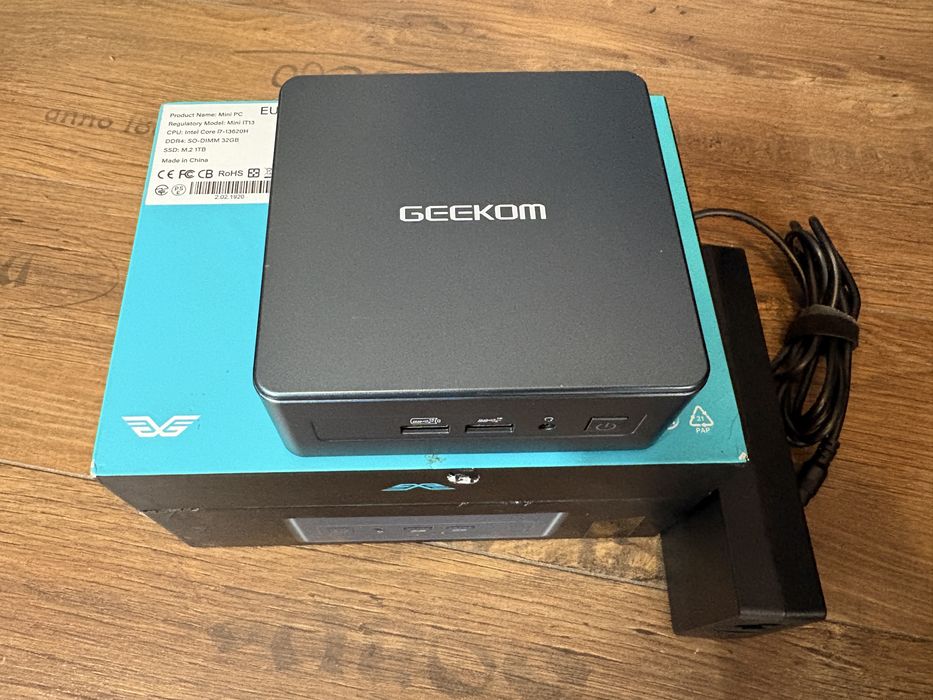 Mini pc Geekom Mini iT13 i7-13620H
