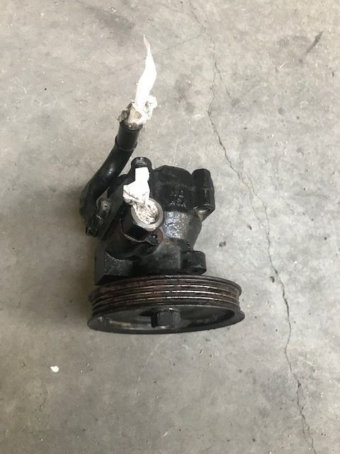 Bomba de Direçao Hyundai H1 2.5 td