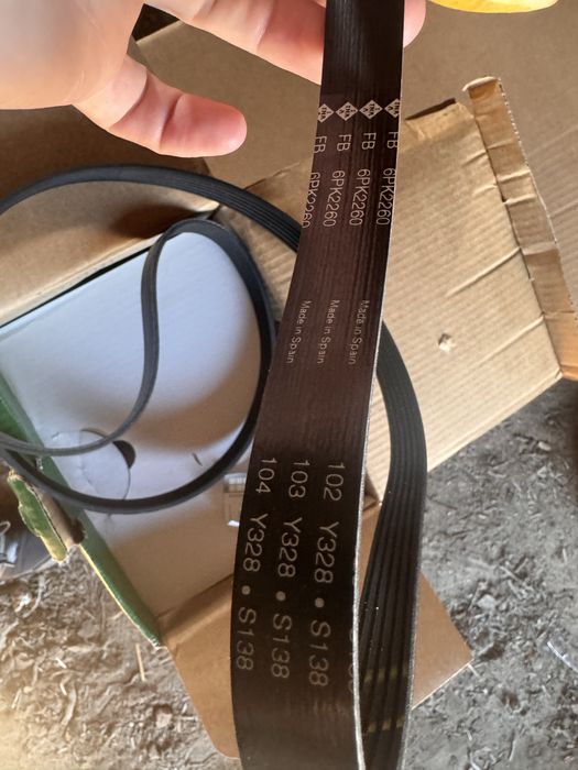 Коплект ременя та роликів генератора 529 0115 10 INA Новий Mercedes