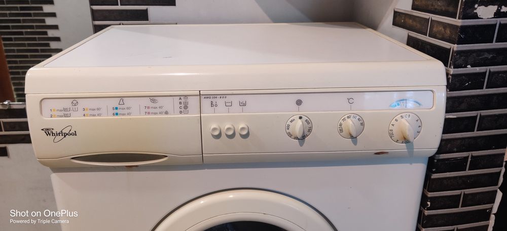 Стиральная машина Whirlpool AWG 334-800.