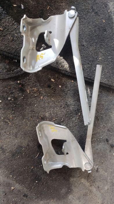 Zawiasy maski prawy lewy audi A5 8t lx7w