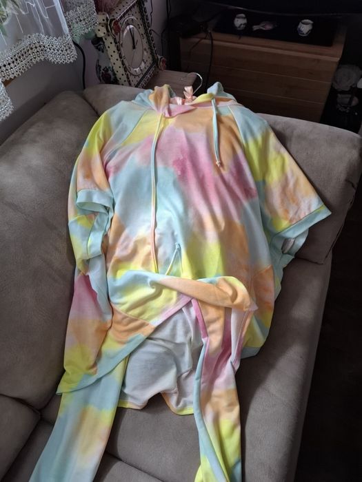 Komplet bluza owersize i spodnie Uniwersalny