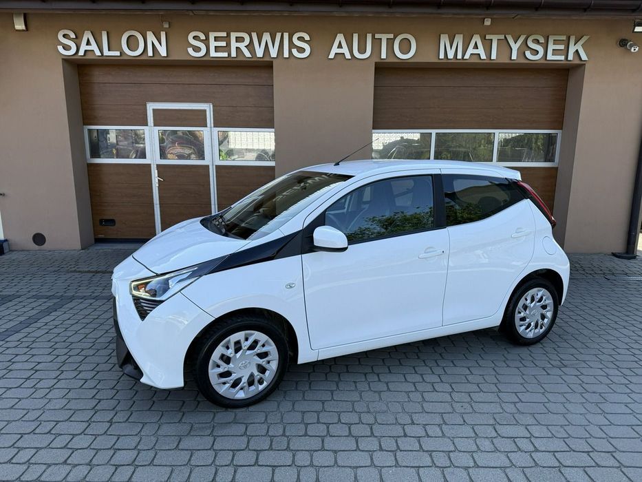 Toyota Aygo 1,0 72KM Klima Kamera CarPlay