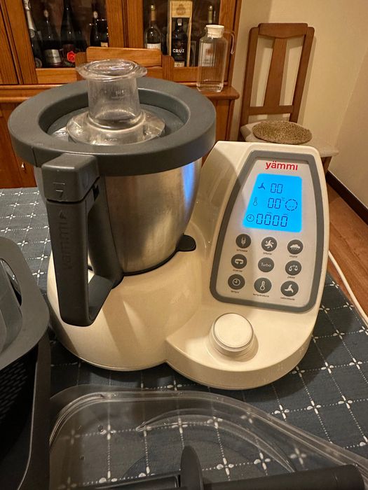 YÄMMI 2 + 10 livros de receitas