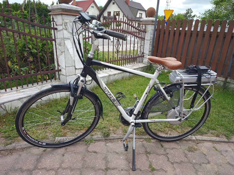 Rower elektryczny Trek nawigator T500