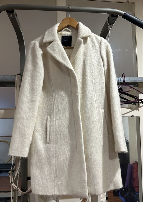 Легкое пальто