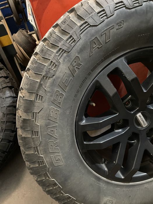 Pneus Ford Raptor/285/70/R17