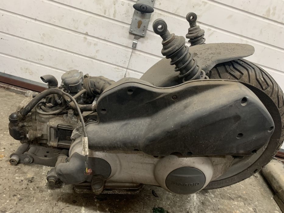 Silnik Piaggio X9 125