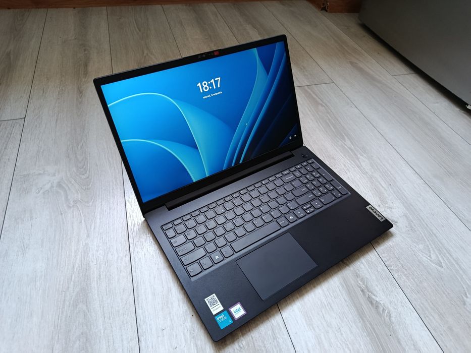 Laptop Lenovo V15 G4 IRU i5 / 16GB RAM / 512GB SSD