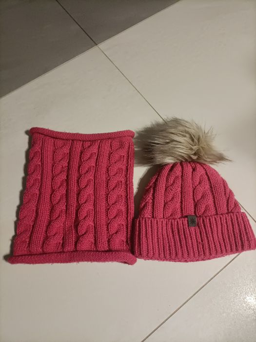 Komplet czapka z golfem