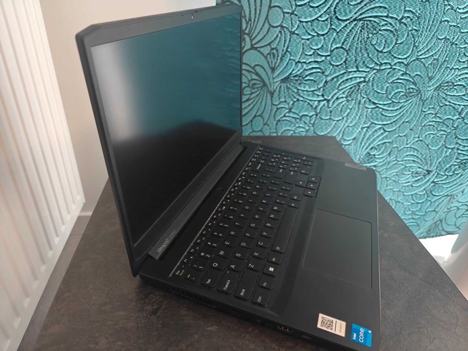 Lenovo IdeaPad Gaming 3 (15,6 cali, Intel i5, 16GB RAM, GTX1650 + Windows)