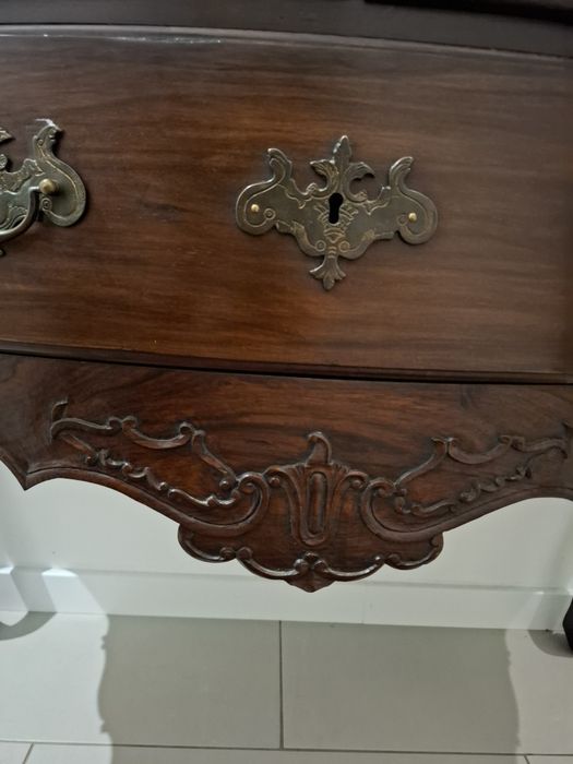 Meia cómoda d. José em pau santo