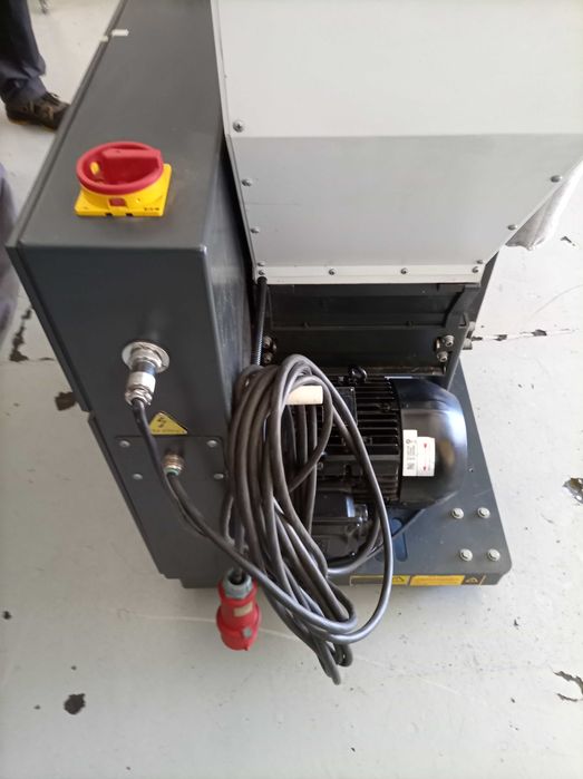 Młyn do tworzyw sztucznych Shini SG-2028N-CE + DS-20 + komplet noży