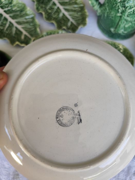 Conjunto de peças de faiança Bordallo Pinheiro
