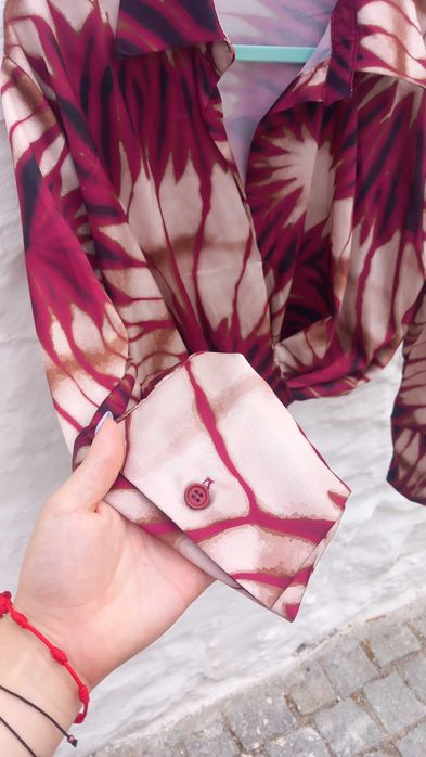 Blusa fluída colorida