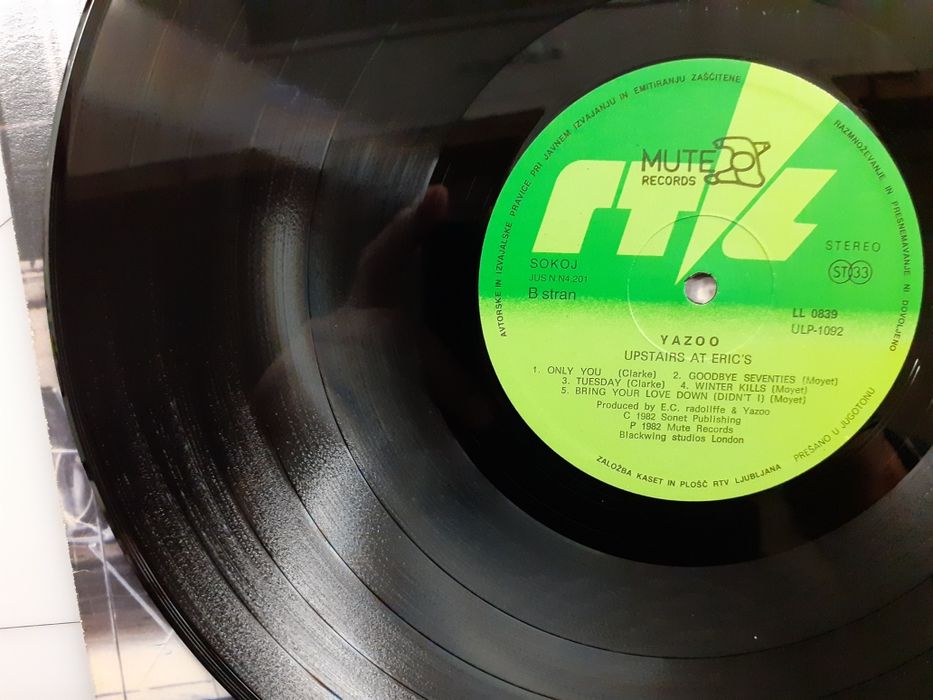 Yazoo - Upstairs At Erics winyl
