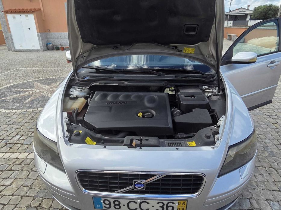 Volvo S40 - 2.0 D - 2006