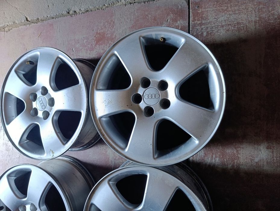 Диски  Volkswagen Golf4,Skoda,Audi 5/100/16 6,5j et42 dia57,1