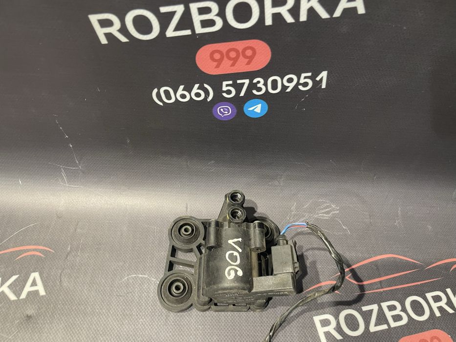 Клапан підвіски Land Rover L322 6754478 пневма Vogue Л322