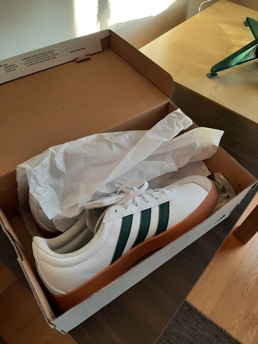 Tenis Adidas - NOVOS