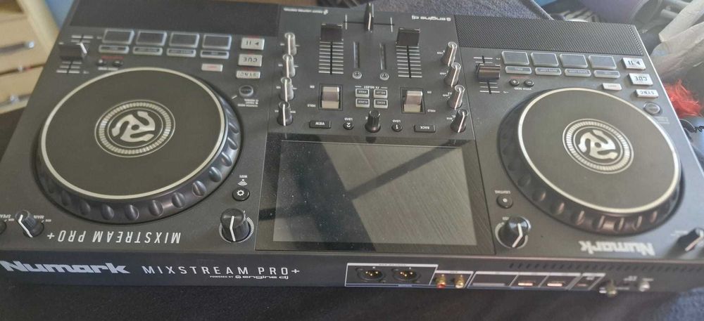 Controladora Numark  Mixstream Pro + mais mala