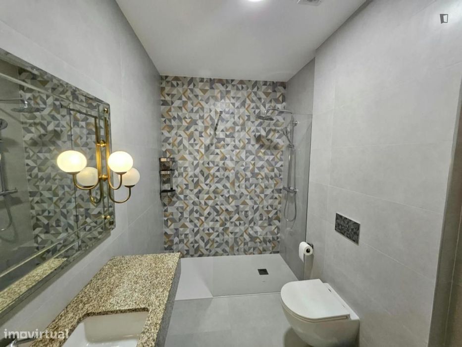 Quarto - localizado em Sé de Braga e São Lázaro Braga
