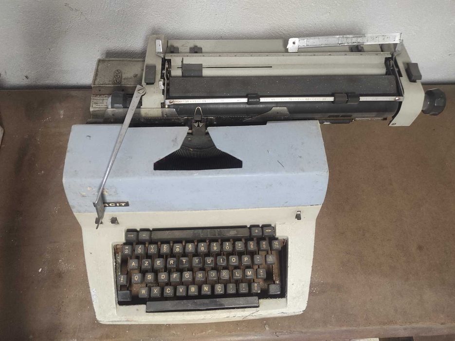 Máquina de Escrever Vintage Facit AB - Model 1730