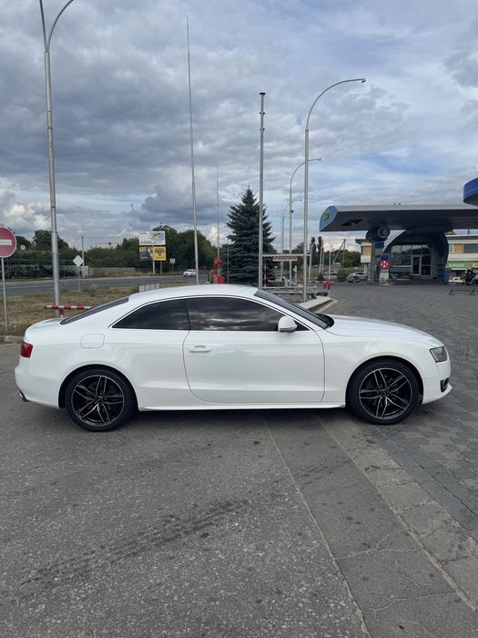 Продам Audi A5 B8 3.2 quattro официал