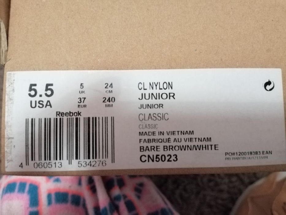 Ténis reebok c nylon