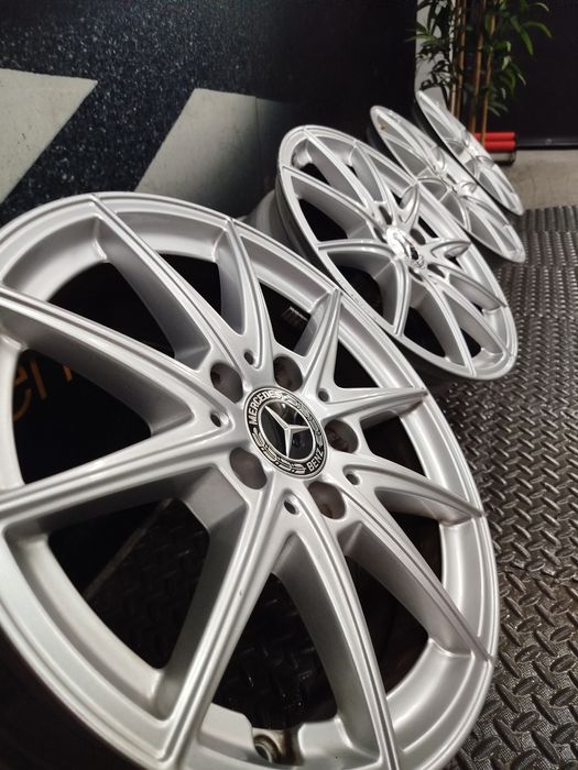 Jantes 16" Originais Mercedes A , CLA , Vito