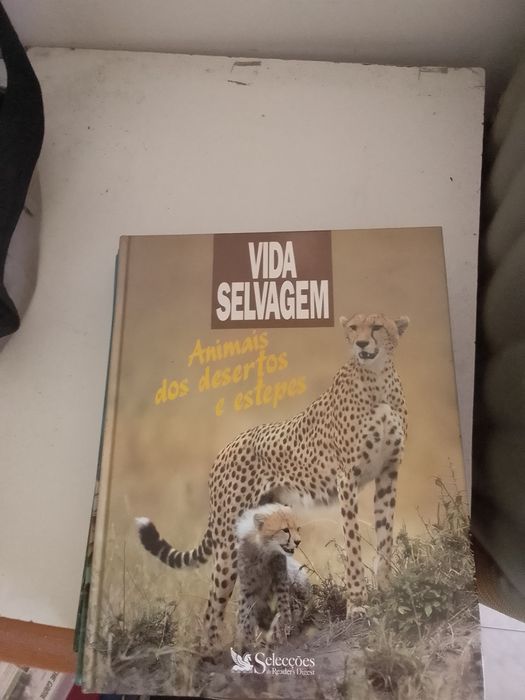 Colecção Livros animais Vida Selvagem