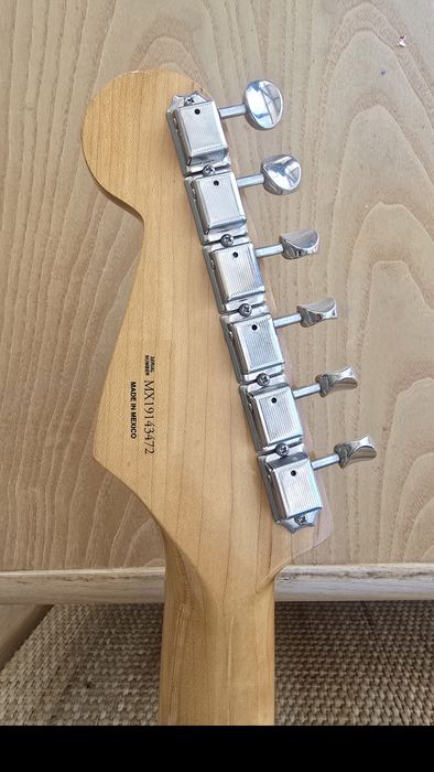 Fender vintera stratocaster