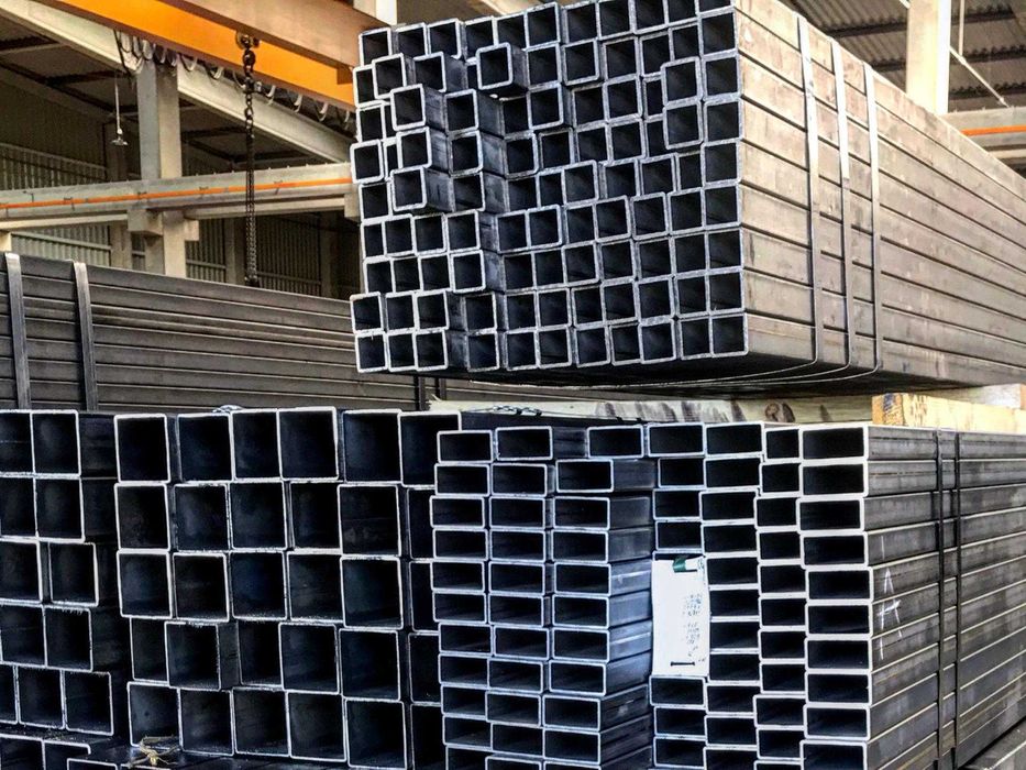 Металопрокат. Швелер. Арматура. Круглі труби.Профільні труби і кутники