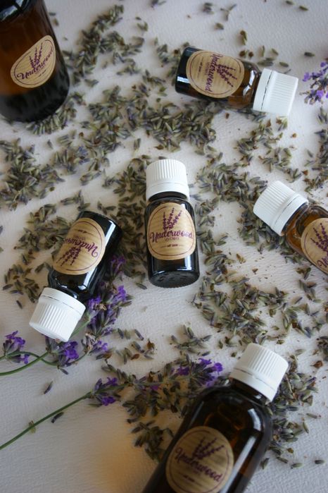 Лавандова ефірна олія