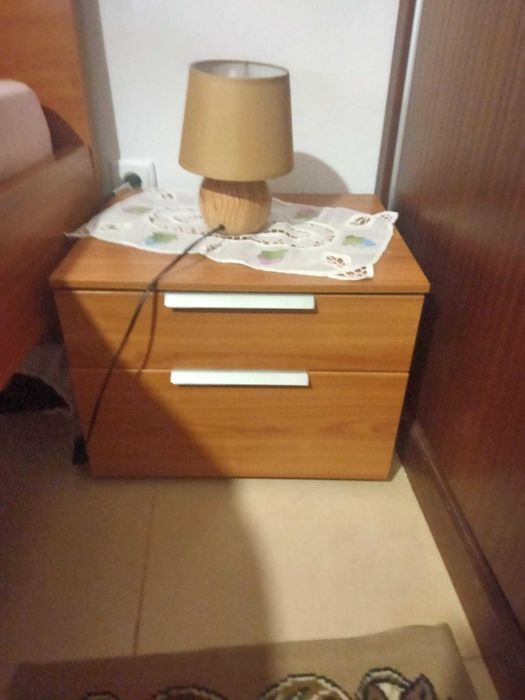 Comoda e 2 mesas cabeçeira